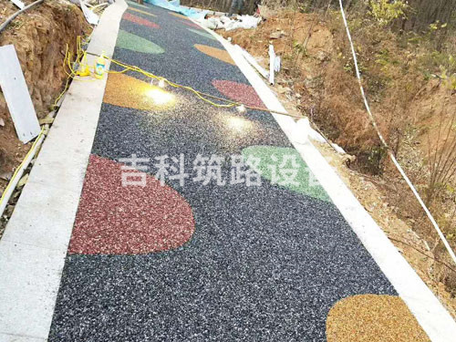 熒光石路面